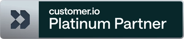 Insignia de Platinum Partner de Customer.io otorgada a Kunko